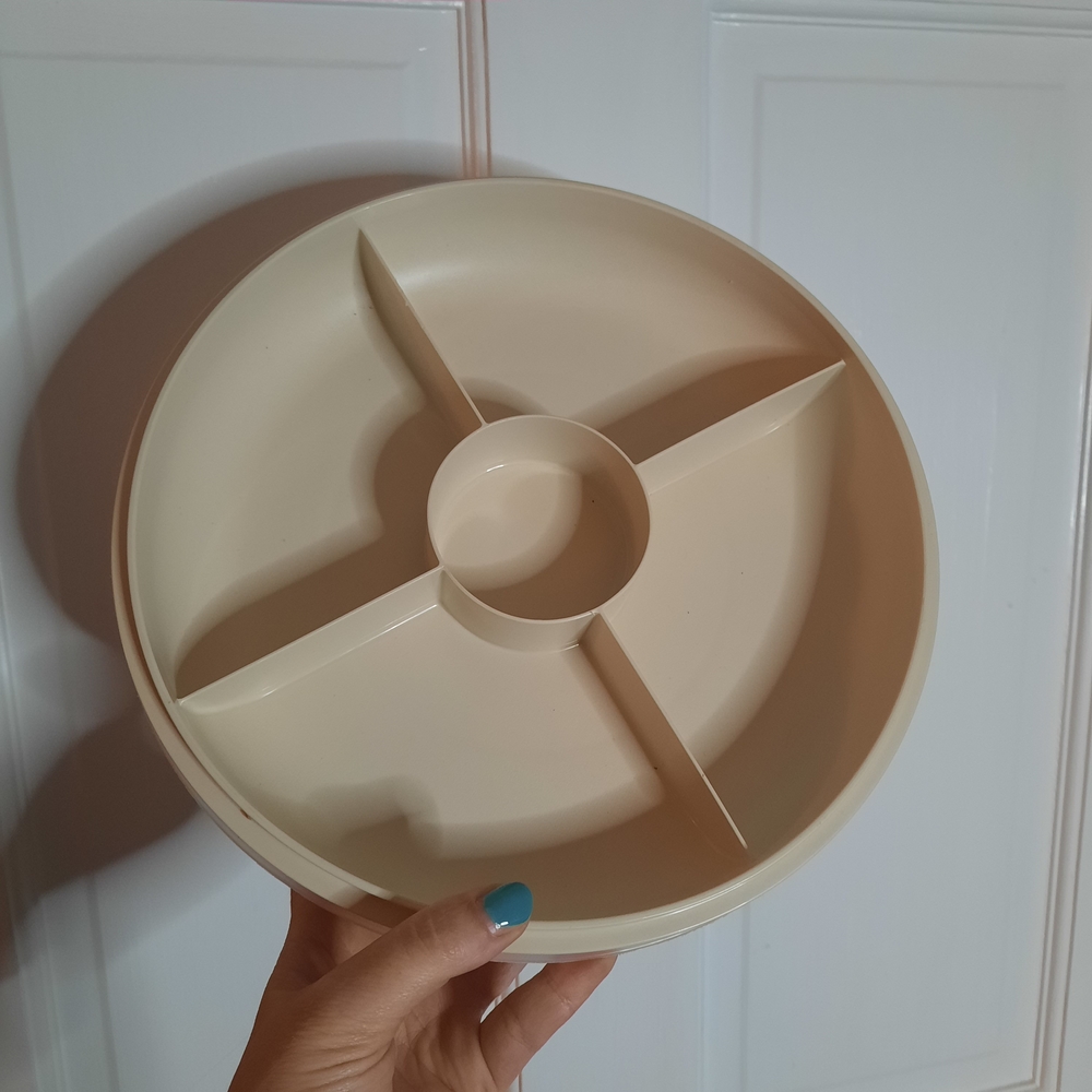 Vintage Tupperware Divided Serving Tray‎